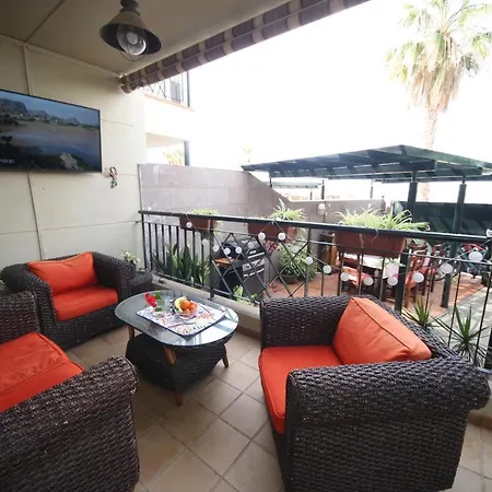 Ojos Bonitos アパート *