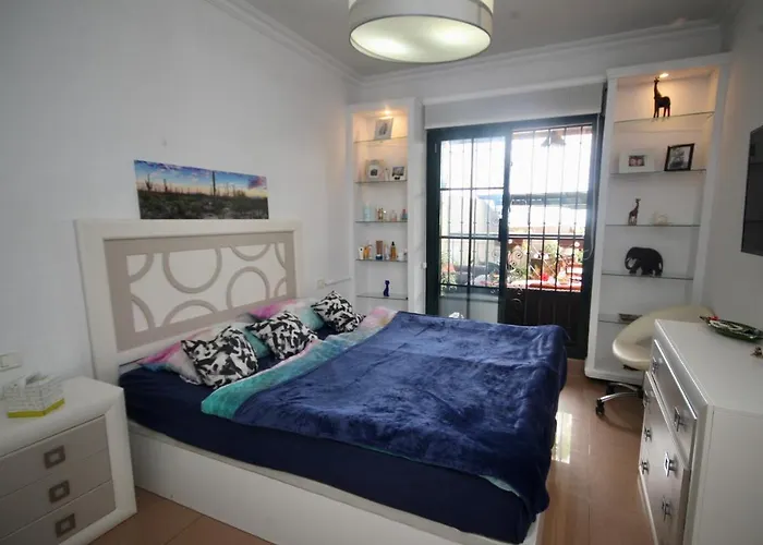 Ojos Bonitos アデヘ