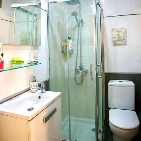 Ojos Bonitos אדחה